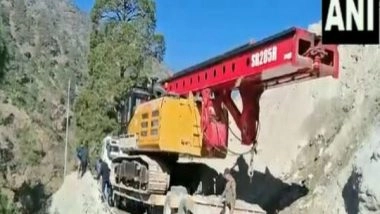India News | Silkyara Tunnel Collapse: Brief Setback to Rescue Operations as Narrow Road Prevents Piling Machine Movement