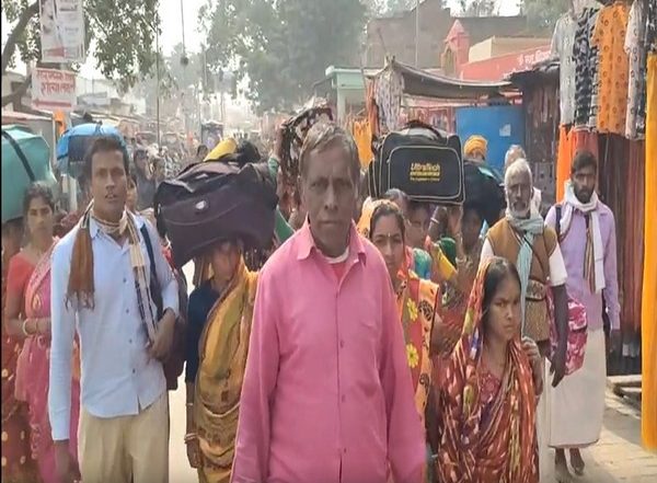 Uttar Pradesh: 30 Lakh Devotees Perform Annual Chaudah Kosi Parikrama in Ayodhya