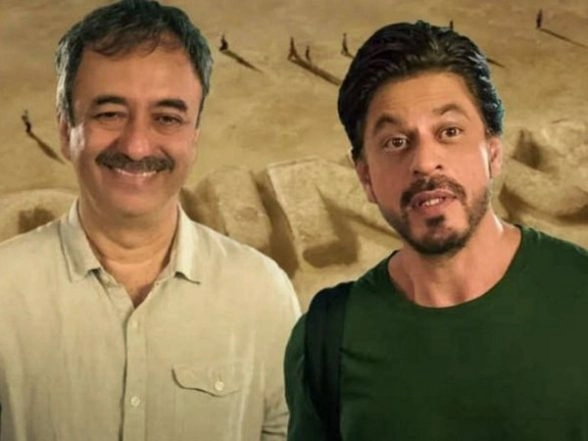 Shah Rukh Khan's Witty Response to Fan Inquiring About Approaching Rajkumar Hirani for Dunki