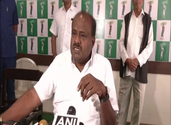India News | Karnataka: Congress, JD(S) Trade Barbs, Lodge Complaints Amid Poster Controversy