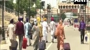 World News | Pakistan Issues 3000 Visas to Sikh Pilgrims to Celebrate Birth Anniversary of Guru Nanak Dev
