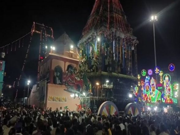 India News | Tamil Nadu: Devotees Throng Karthigai Deepam Pancha Ratham Festival in Thiruvannamalai - Vimarsana News