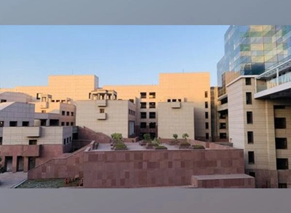 Business News | IIM Udaipur Launches EMBA Program Offering Flexibility Through Multiple-entry and Stage-wise Completion