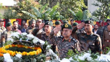 India News | Senior Officers Pay Homage to Five Army Personnel Who Lost Their Lives in Rajouri Encounter