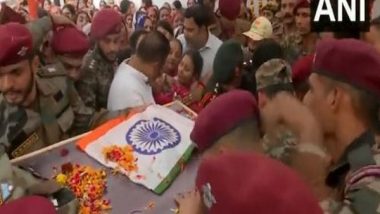 India News | Rajouri Encounter: Mortal Remains of Capt Shubham Gupta Brought to His Residence in UP's Agra