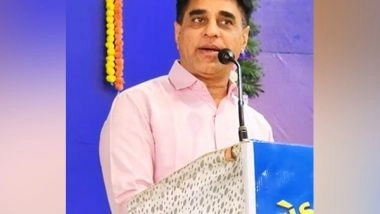 India News | Gujarat Education Minister Praful Pansheriya Extends Help to Two Girls Whose Father Passed Away and Mother Abandoned Them