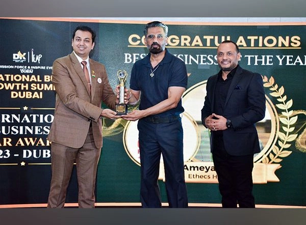 Business News | Pune Based Eminent Travel Company 'Ethecs Holidays' Sweep Awards in Dubai