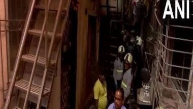 India News | House Collapses in Mumbai After Cylinder Blast, 6 People Injured