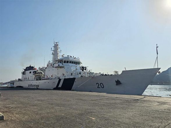 World News | Indian Coast Guard Vessel Sajag Arrives in Oman as Part of Overseas Deployment to West Asia - Vimarsana News