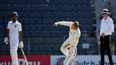 Sports News | Glenn Phillips Seen Applying Saliva on Ball During Day 3 of 1st Test Between New Zealand, Bangladesh