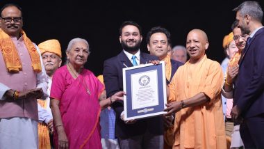 Ayodhya Deepotsav 2023: Holy City Sets New Guinness World Record by Lighting Over 22.23 Lakh Diyas in Uttar Pradesh (See Pics and Video)