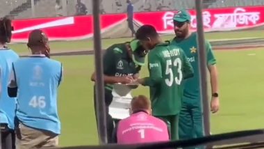 Babar Azam Signs Autograph for Mehidy Hasan Miraz After PAK vs BAN ICC Cricket World Cup 2023 Match, Video Emerges