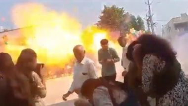 Gujarat Balloons Blast Video: Over 25 Girls Sustain Burn Injuries as Helium Balloons Explode Outside Temple in Mehsana