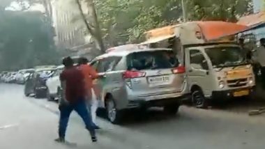 Maratha Reservation Protest: Pro-Quota Men Chant 'Ek Maratha, Lakh Maratha', Vandalise State Minister and Ajit Pawar Faction NCP Leader Hasan Mushrif's Vehicle in Mumbai's Colaba (Watch Video)