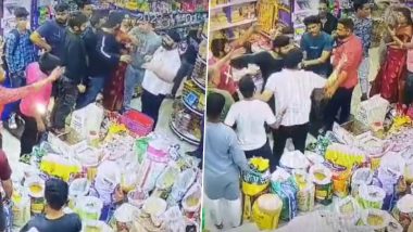 Madhya Pradesh Shocker: Couple Abused, Beaten Up and Forced to Touch Feet of Accused in Supermarket in Khandwa; One Arrested After Viral Video Surfaces
