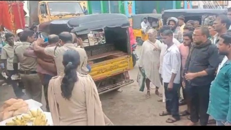 Indian Army Soldier Assaulted by Andhra Police During Argument Over Installation of Disha App in Anakapalli (Watch Videos)