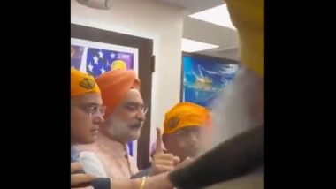 Indian Envoy to US Taranjit Singh Sandhu Heckled Outside New York Gurdwara by Khalistani Supporters, Accuses Him of Killing Hardeep Singh Nijjar (Watch Video)