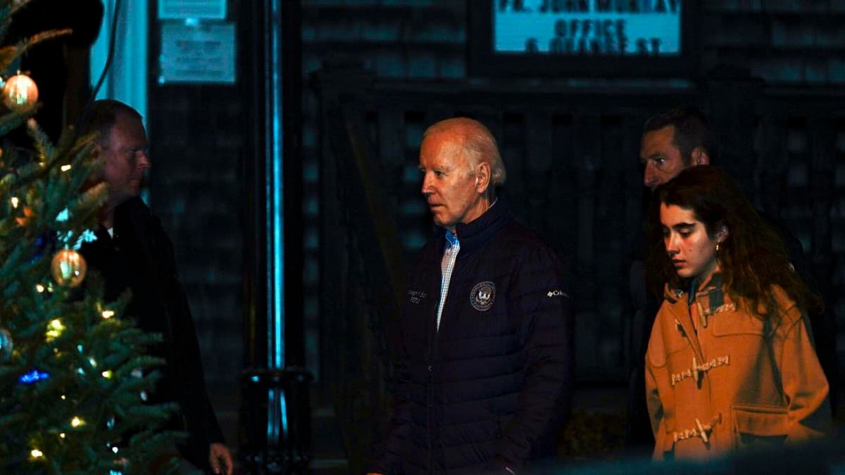 Biden Faces Criticism As No American Released by Hamas in 1st Lot