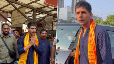 Kartik Aaryan Seeks Blessings at Mumbai’s Siddhivinayak Temple on His Birthday, Poses for Selfies With Fans (Watch Video)