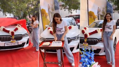 Dhanteras 2023: Krystle D'Souza Brings Home a New BMW on Auspicious Occasion; Check Out the Video Here!