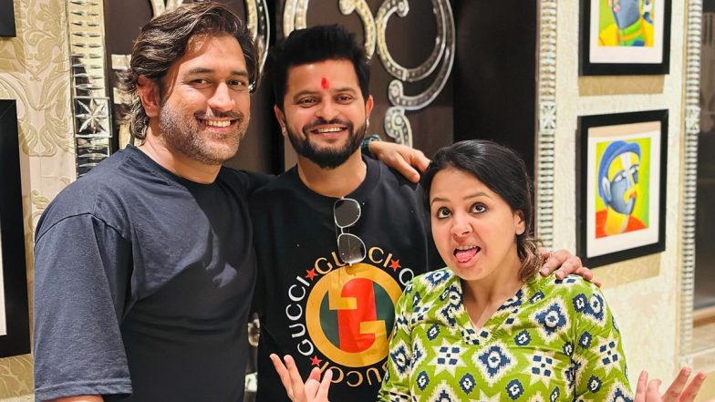 'Thank You For the Great Dinner' Suresh Raina Visits MS Dhoni's House, Shares Picture With CSK Captain and Sakshi Dhoni On Instagram (See Post)