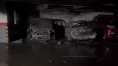 Mumbai Fire: Blaze Erupts at Kohinoor Building Parking Lot in Dadar; Vehicles Destroyed (Watch Videos)