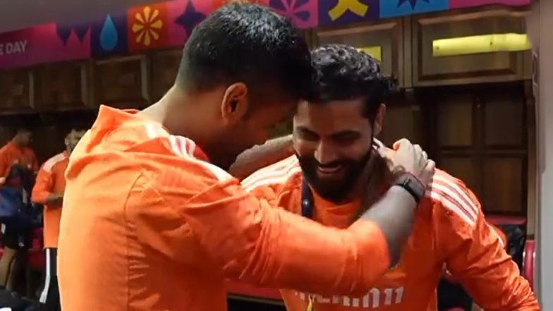 Ravindra Jadeja Wins ‘Best Fielder’ Medal for His Spectacular Fielding During IND vs NZ CWC 2023 Semifinal, BCCI Shares Video of Team India’s Dressing Room Celebrations