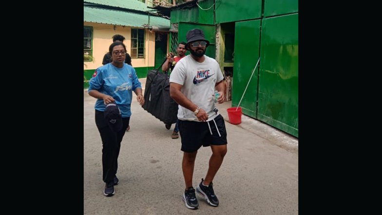 Rishabh Pant Returns! Indian Cricketer Spotted Training At Delhi Capitals Camp in Kolkata, Video Goes Viral!