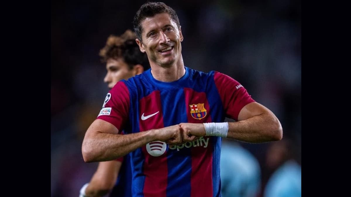 Barcelona beats Shakhtar 2-1 for third straight win in group stage