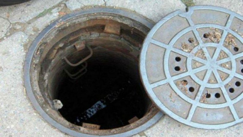Gujarat: Four Labourers From Bihar Die of Suffocation While Cleaning Factory’s Septic Tank in Surat