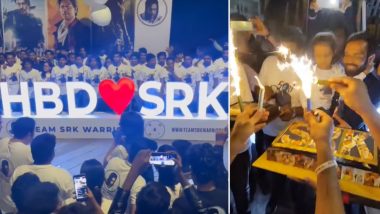 Shah Rukh Khan Turns 58: Fans Celebrate SRK's Birthday Outside Mannat With Cakes, Customised Flags and More (Watch Viral Videos)
