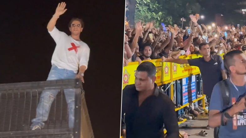 Shah Rukh Khan Birthday: King Khan Greets Fans Amid Wild Excitement Outside Mannat, Police Step In to Manage Crowds (Watch Video)