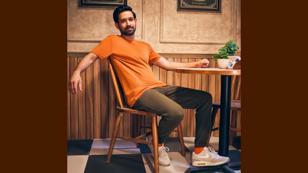 Vikrant Massey Loved The Experience of Being in a Classroom Again