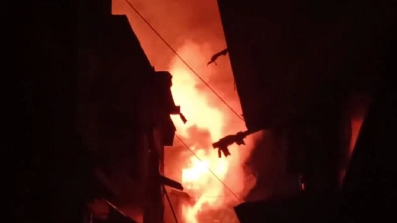 Ahmedabad Fire: Blaze Erupts Near Kalupur Railway Station's Sweet Street, Firefighting Operation Underway (Watch Video)