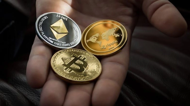Cryptocurrency Scam in Ahmedabad: Vejalpur Resident Duped of Rs 29.90 Lakh by Fraudster on Pretext of Investment in Crypto, Case Registered