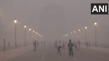 Delhi Air Pollution: Toxic Haze Chokes National Capital as Air Quality in 'Severe Plus' Category for Sixth Straight Day