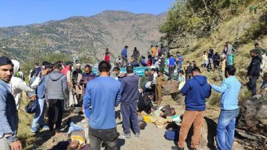 Jammu and Kashmir Bus Accident: 33 Killed, 22 Wounded as Passenger Bus Falls Into Deep Gorge in Doda (See Pics and Videos)