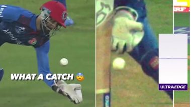 AUS vs AFG CWC 2023: Ikram Alikhil Takes Stunning Catch to Dismiss Mitchell Starc, Australian Batsman Avoids DRS; Replay Shows No Edge (Watch Videos)