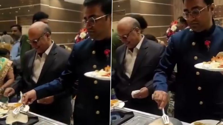 'Make Your Own Roti': Video Shows Wedding Guests Preparing Their Own Rotis, Draws Funny Reactions