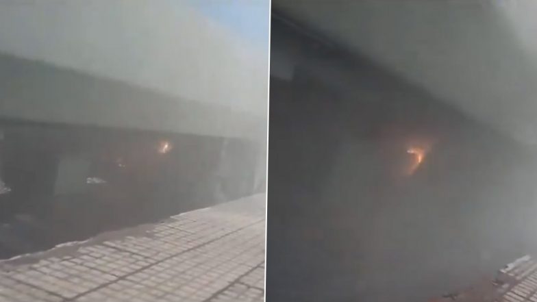 Odisha Train Fire Video: Blaze Erupts in Bhubaneswar-Howrah Jan Shatabdi Express at Cuttack Railway Station