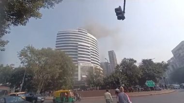 Delhi Fire: Massive Blaze Erupts at Commercial Building in Barakhamba Road Area, No Casualty Reported (Watch Videos)