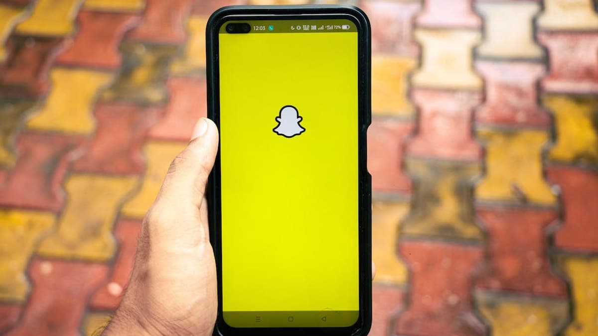 Snapchat New Feature: Social Media Platform To Add Watermark for AI-Generated Images for Better Transparency; Check Details