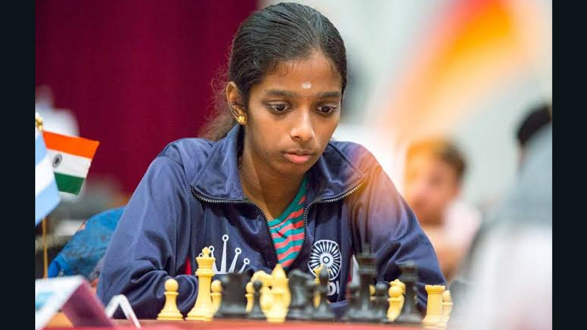 Vaishali Rameshbabu obtained her 3rd and final GM norm 👏 at 2023 Qatar  Open. She will be India's third woman Grandmaster if she reaches 2500 Elo  rating. Currently her live rating is 2470 : r/chess