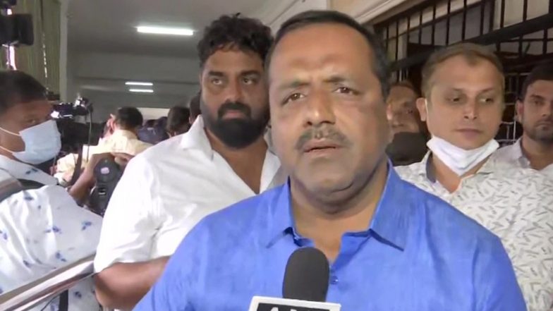 Veer Savarkar Photo Row: Ministers, MLAs Should Focus on Their Work, Says Karnataka Assembly Speaker UT Khader