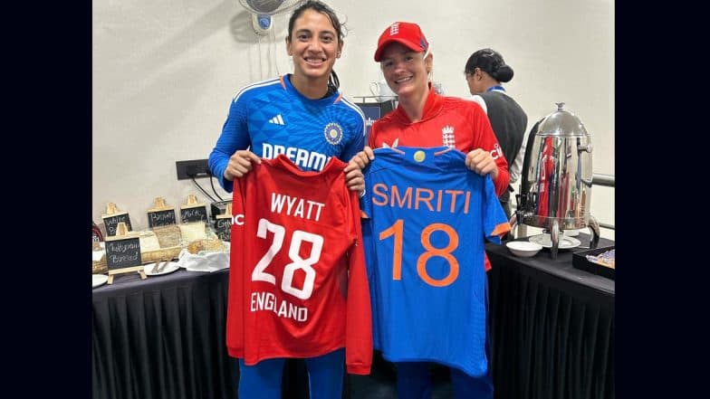 Smriti Mandhana, Danni Wyatt Exchange Jerseys After IND-W vs ENG-W 3rd T20I 2023, Picture Goes Viral