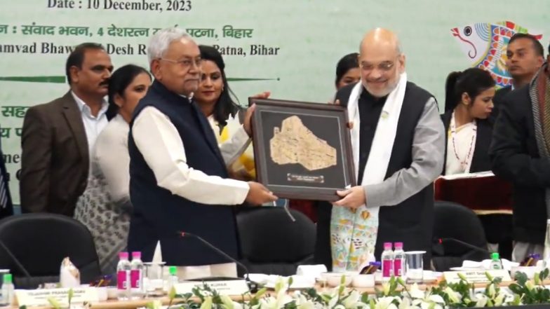 Bihar CM Nitish Kumar, Amit Shah Seem Ill at Ease at Eastern Regional Council Meeting in Patna (Watch Video)