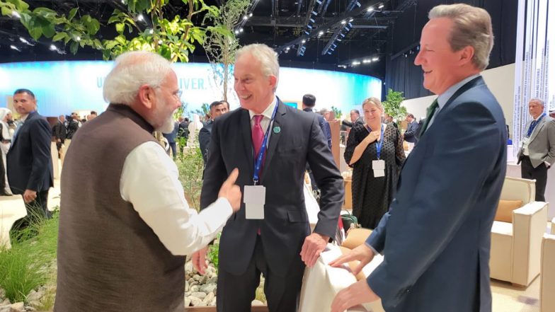 Happy to Meet Friends: PM Narendra Modi Meets Former UK PM Tony Blair and Foreign Secretary David Cameron at COP28 Summit (See Pic)