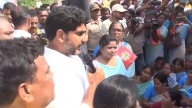 Andhra Pradesh: TDP Leader Nara Lokesh Meets Anganwadi Teachers During Padayatra in West Godavari (Watch Videos)