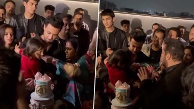 Salman Khan Birthday: Actor Celebrates Occasion With Cake and In Presence of Arpita Khan, Aayush Sharma and Other Family Members (Watch Video)