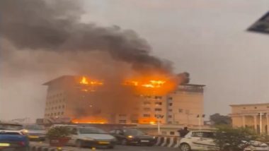 Hyderabad Fire: Massive Blaze Erupts at Multi-Story Building of Ankura Hospital in Gudimalkapur Area (Watch Video)